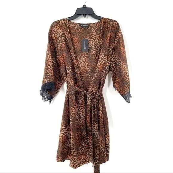 INC Robe-Small - Picture 2 of 3